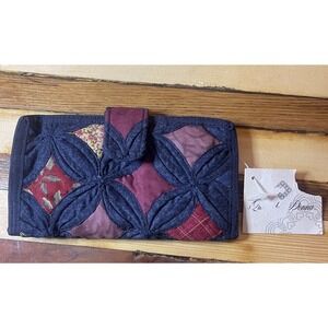 Donna Sharp Ky Native Cotton Quilted Wallet Navy/ Burgundy Unique NWT
